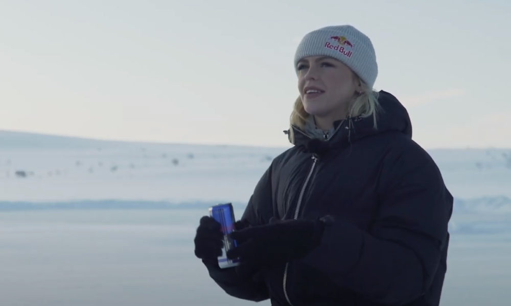 Emmi Peltonen ice skating red bull