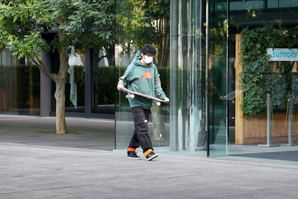 Luis Mora Skating Tokyo City